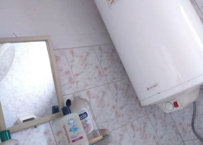 вилна зона златни пясъци, спирка ален мак Gæstehus Varna