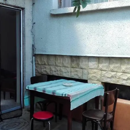 вилна зона златни пясъци, спирка ален мак Guest house