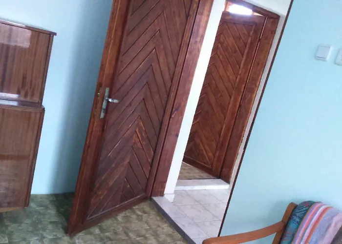 Pensionat вилна зона златни пясъци, спирка ален мак Varna